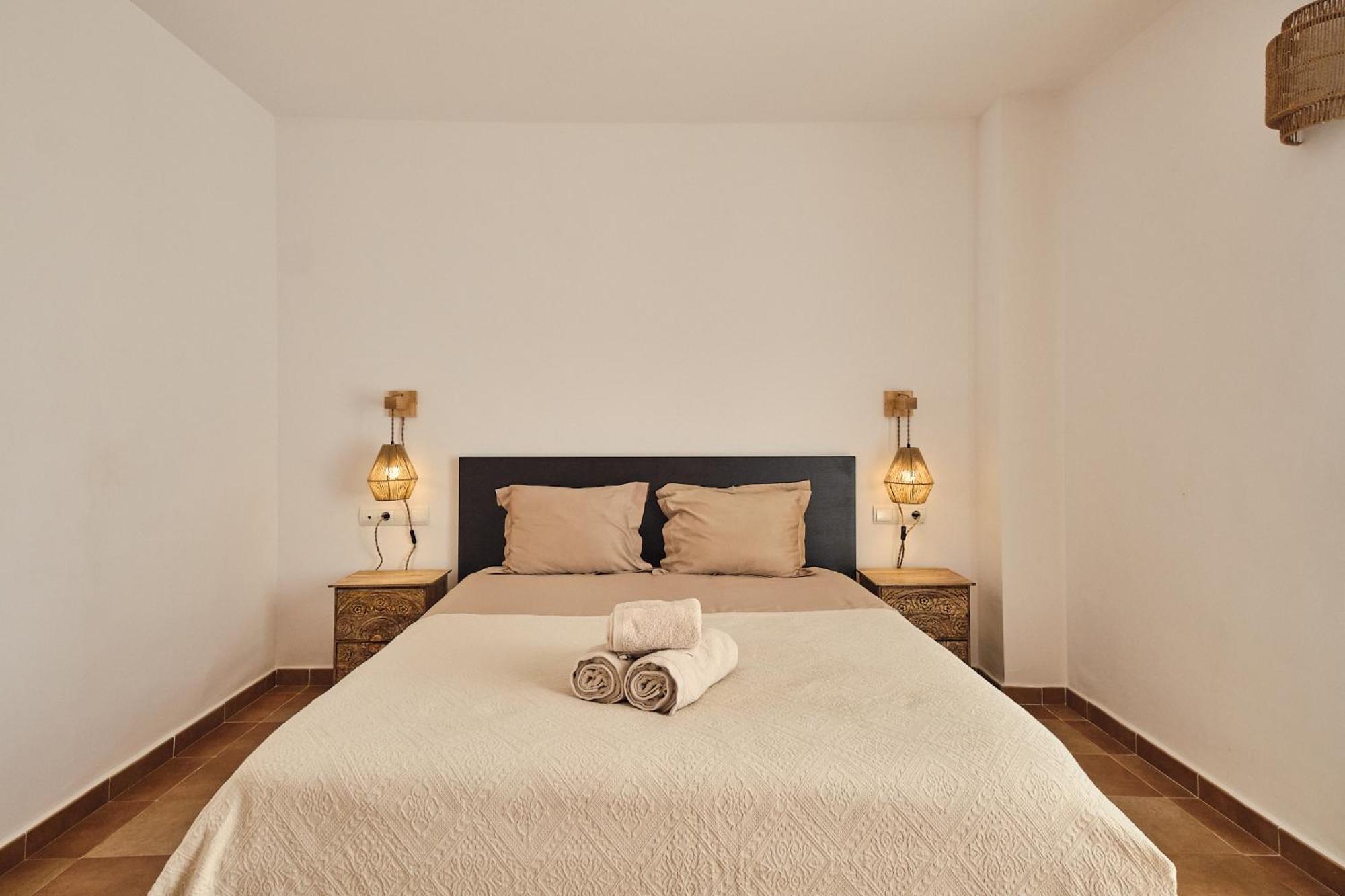 Luxe Met Privezwembad - Sant Antoni View - Oasis Pousada *